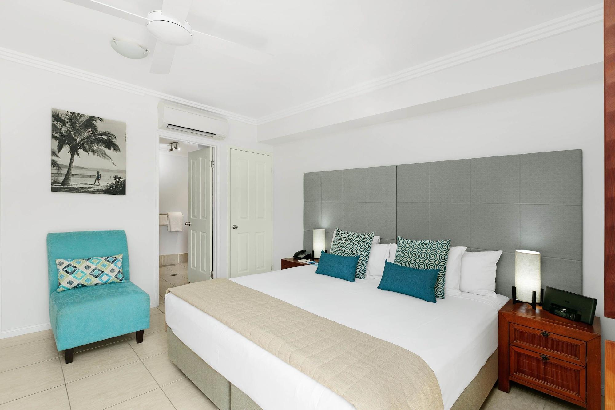 Aparthotel Mantra Aqueous On Port
